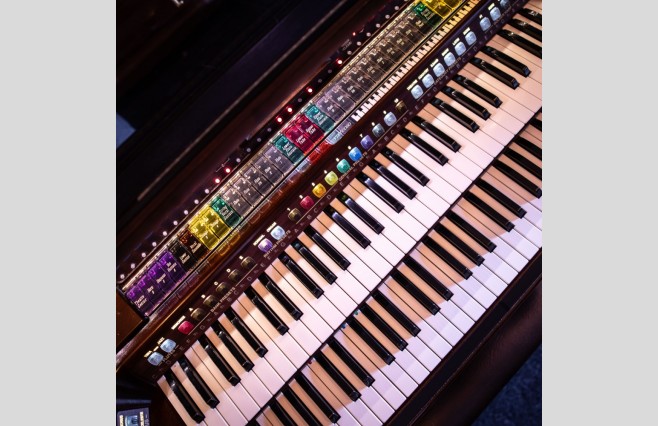 Used Lowrey Prestige Organ All Inclusive Top Grade Package (SN:0A5000604F848971) - Image 7